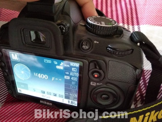 DSLR Nikon D3100 (body only)